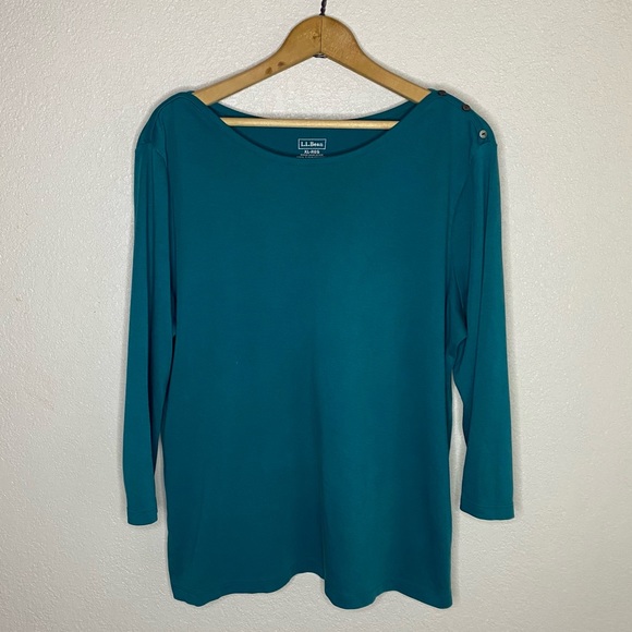 L.L. Bean Tops - L.L.Bean light emerald green/ forest green quarter sleeves blouse with buttons